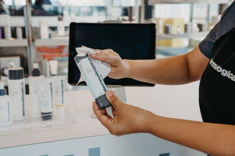 PST sanitizing Hydro Masque Exfoliant